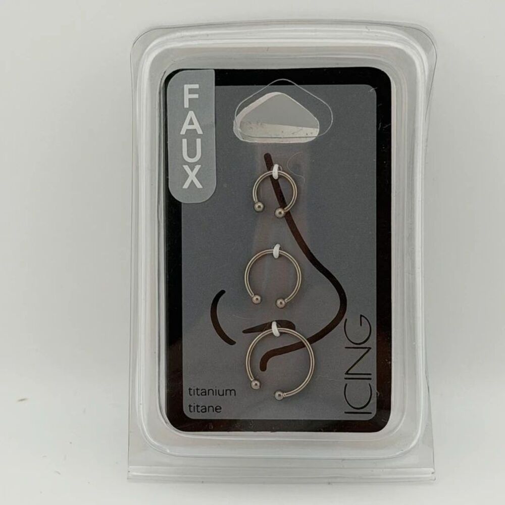 Claire’s Titanium Faux Nose Rings Silvertone